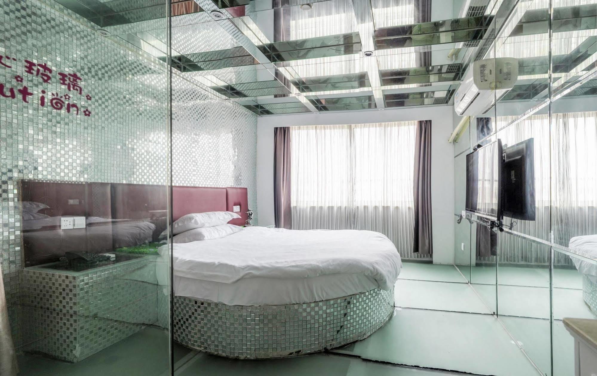 Milan Fashion Hotel Deqing Екстер'єр фото