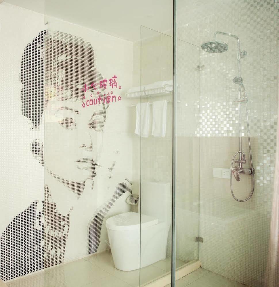 Milan Fashion Hotel Deqing Екстер'єр фото