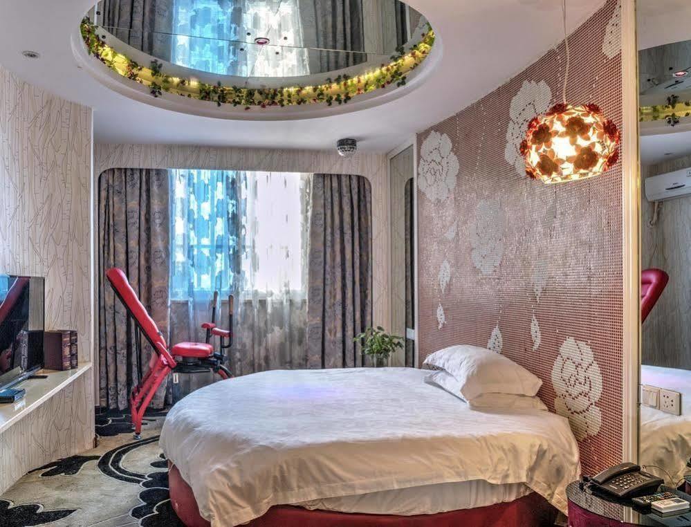 Milan Fashion Hotel Deqing Екстер'єр фото