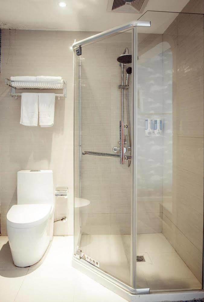 Milan Fashion Hotel Deqing Екстер'єр фото